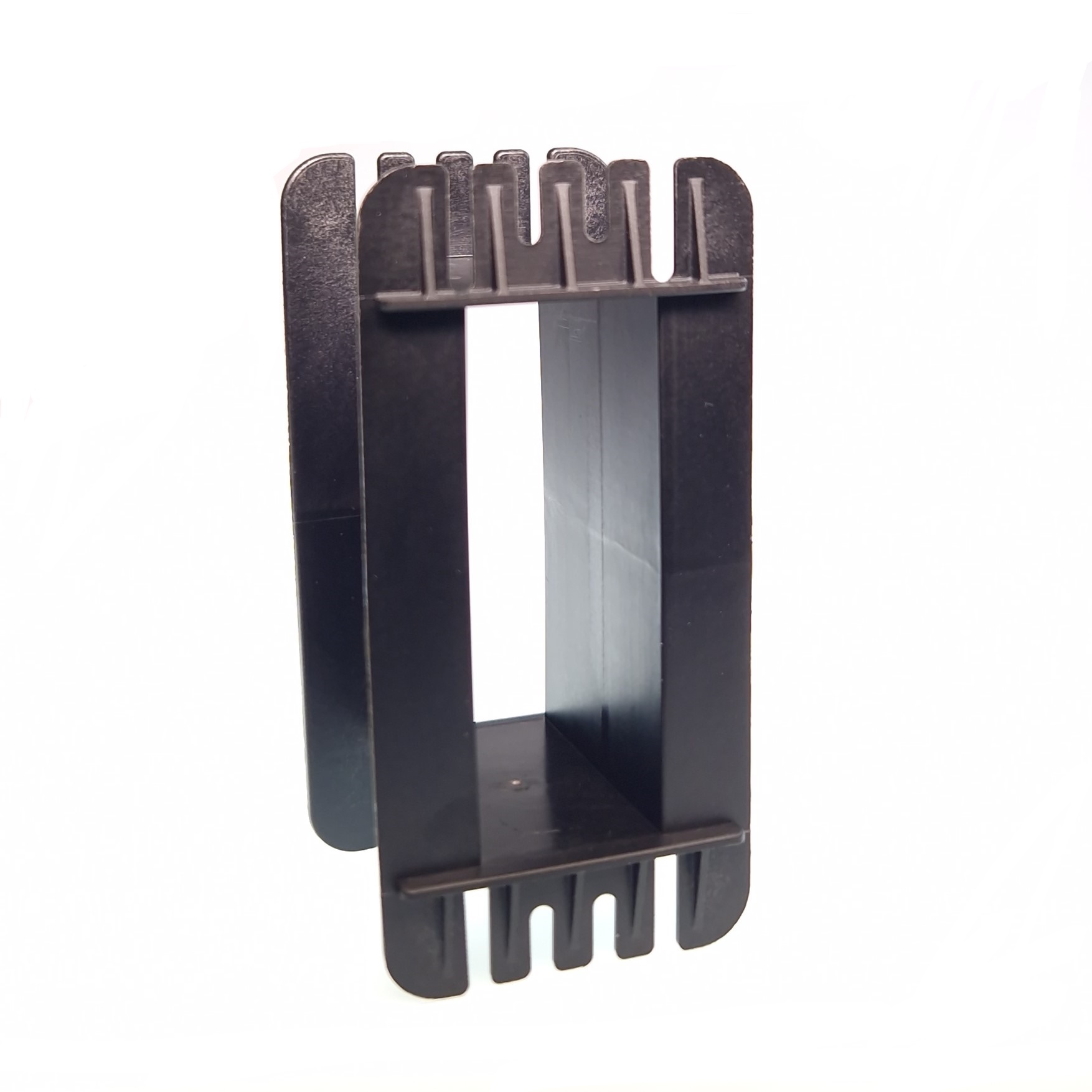 FE0400FR3BLK - Miles Platts